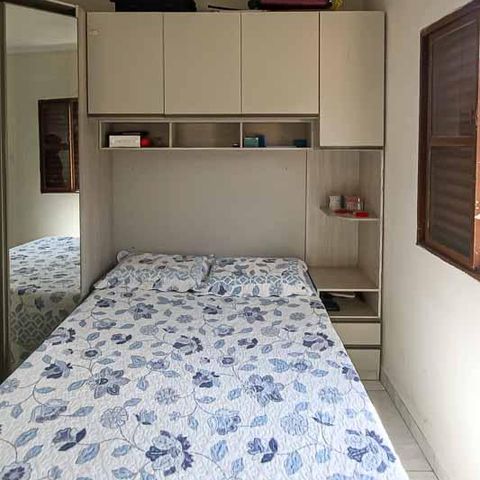 Casa à venda com 68m², 3 quartos e 2 vagas Casa à venda com 68m², 3 quartos e 2 vagasQuarto