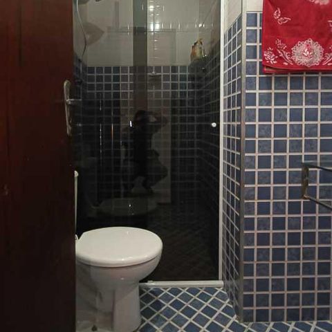 Casa à venda com 68m², 3 quartos e 2 vagas Casa à venda com 68m², 3 quartos e 2 vagasBanheiro
