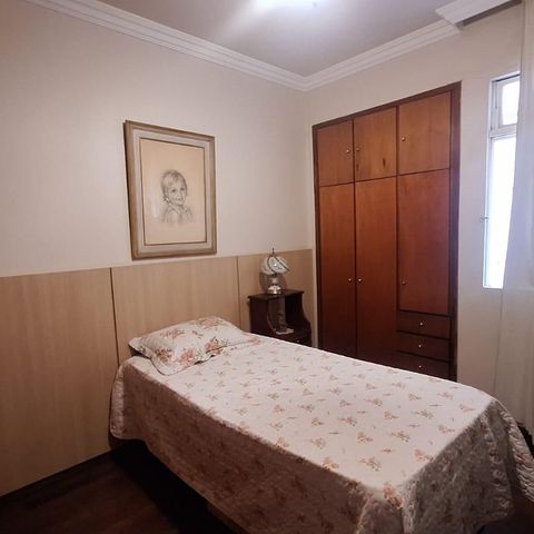 Apartamento para alugar com 220m², 4 quartos e 1 vagaQuarto 