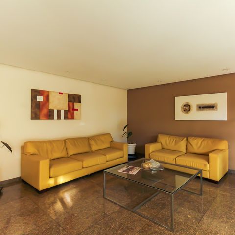 Apartamento à venda com 150m², 4 quartos e 3 vagas Apartamento à venda com 150m², 4 quartos e 3 vagasHall social
