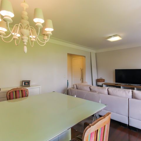 Apartamento à venda com 150m², 4 quartos e 3 vagas Apartamento à venda com 150m², 4 quartos e 3 vagasSala