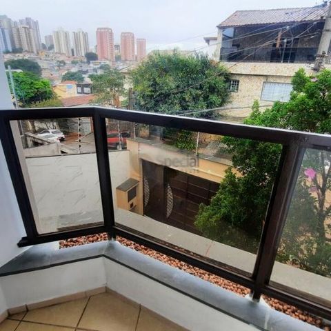 Casa à venda com 241m², 3 quartos e 4 vagas