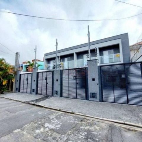 Casa à venda com 90m², 2 quartos e 1 vaga