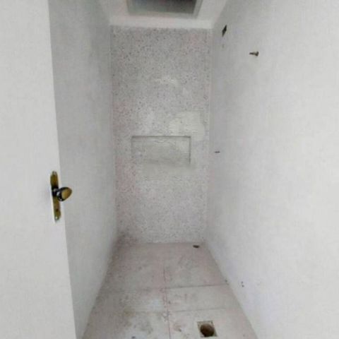 Casa à venda com 90m², 2 quartos e 1 vaga
