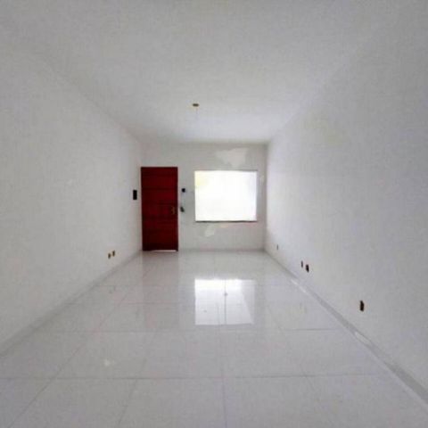 Casa à venda com 90m², 2 quartos e 1 vaga