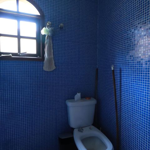 Casa à venda com 560m², 4 quartos e 2 vagasBanheiro da Suíte 4