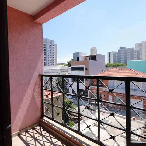 Casa à venda com 560m², 4 quartos e 2 vagasSacada Sala 2