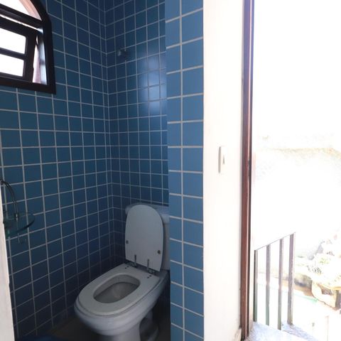 Casa à venda com 560m², 4 quartos e 2 vagasBanheiro de serviço