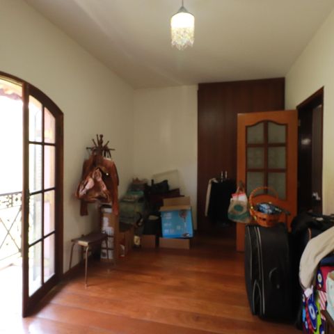 Casa à venda com 560m², 4 quartos e 2 vagasSuíte 2
