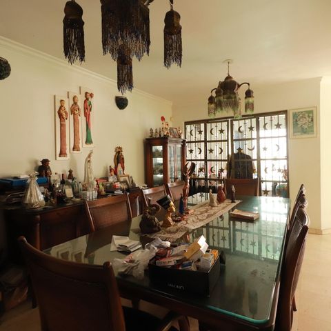 Casa à venda com 560m², 4 quartos e 2 vagasSala