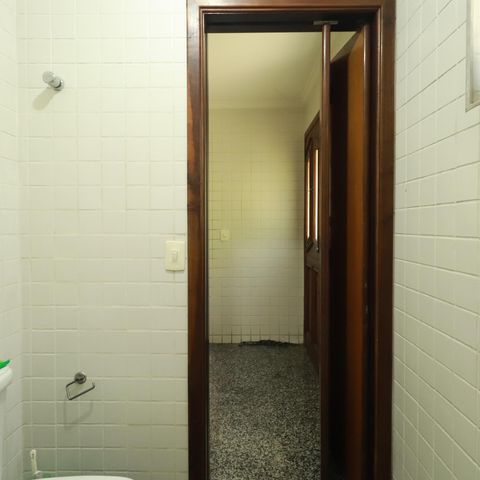 Casa à venda com 560m², 4 quartos e 2 vagasBanheiro 5