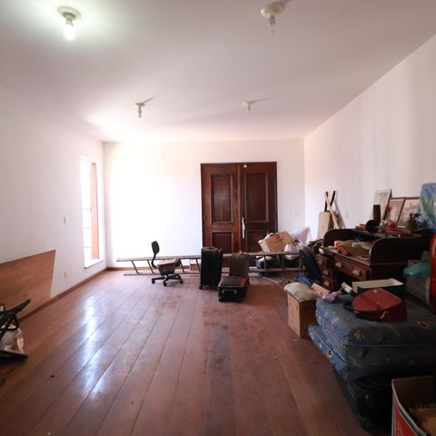 Casa à venda com 560m², 4 quartos e 2 vagasSala 3