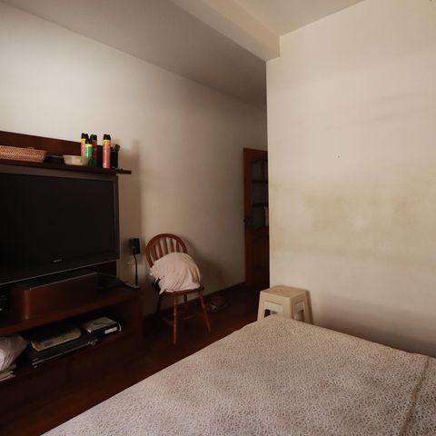 Casa à venda com 560m², 4 quartos e 2 vagasSuíte