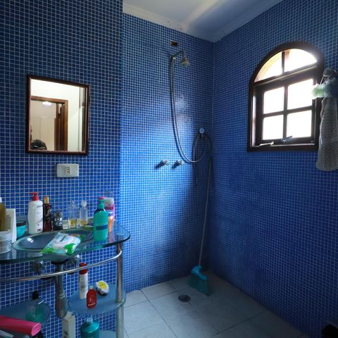 Casa à venda com 560m², 4 quartos e 2 vagasBanheiro da Suíte 4