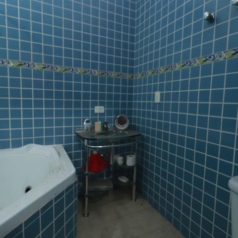 Casa à venda com 560m², 4 quartos e 2 vagasBanheiro da Suíte 3