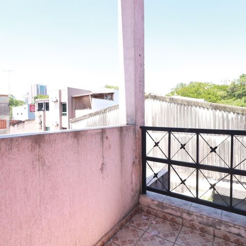 Casa à venda com 560m², 4 quartos e 2 vagasÁrea de Serviço