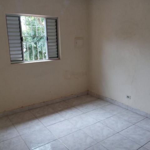 Casa à venda com 150m², 2 quartos e sem vaga