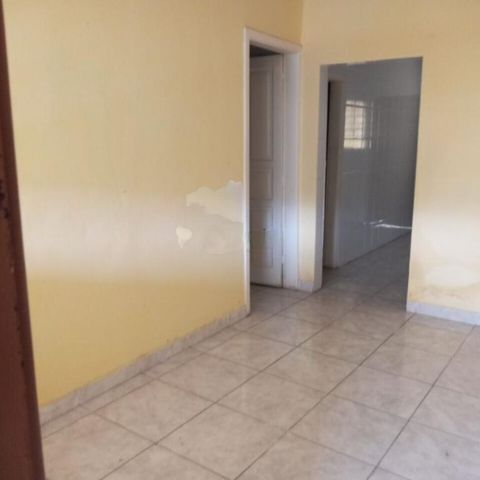 Casa à venda com 150m², 2 quartos e sem vaga