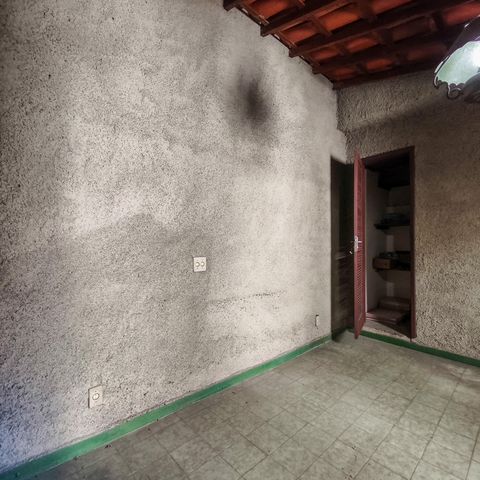 Casa à venda com 253m², 4 quartos e 1 vaga Casa à venda com 253m², 4 quartos e 1 vagaÁrea comum