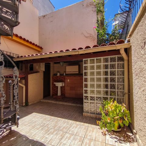 Casa à venda com 253m², 4 quartos e 1 vaga Casa à venda com 253m², 4 quartos e 1 vagaÁrea de Serviço