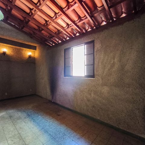 Casa à venda com 253m², 4 quartos e 1 vaga Casa à venda com 253m², 4 quartos e 1 vagaÁrea comum
