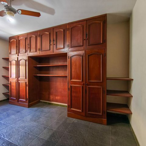 Casa à venda com 253m², 4 quartos e 1 vaga Casa à venda com 253m², 4 quartos e 1 vagaQuarto 3