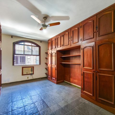 Casa à venda com 253m², 4 quartos e 1 vaga Casa à venda com 253m², 4 quartos e 1 vagaQuarto 3
