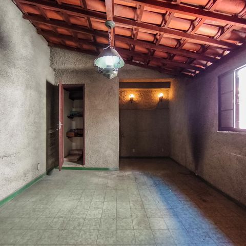 Casa à venda com 253m², 4 quartos e 1 vaga Casa à venda com 253m², 4 quartos e 1 vagaÁrea comum