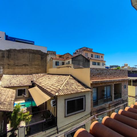 Casa à venda com 253m², 4 quartos e 1 vaga Casa à venda com 253m², 4 quartos e 1 vagaTerraço
