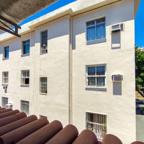 Casa à venda com 253m², 4 quartos e 1 vaga Casa à venda com 253m², 4 quartos e 1 vagaTerraço