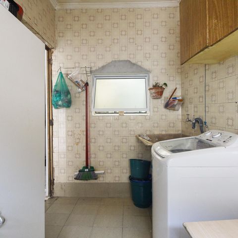 Casa à venda com 90m², 3 quartos e 1 vaga Casa à venda com 90m², 3 quartos e 1 vagaÁrea de Serviço