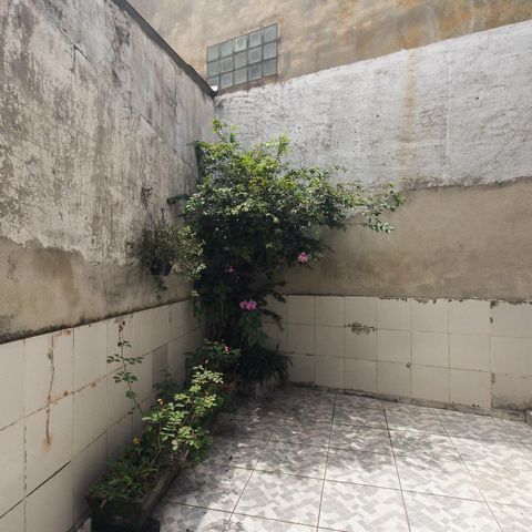 Casa à venda com 90m², 3 quartos e 1 vaga Casa à venda com 90m², 3 quartos e 1 vagaQuintal