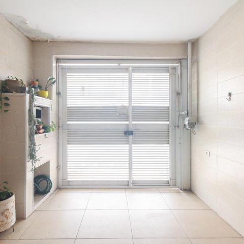 Casa à venda com 90m², 3 quartos e 1 vaga Casa à venda com 90m², 3 quartos e 1 vagaGaragem