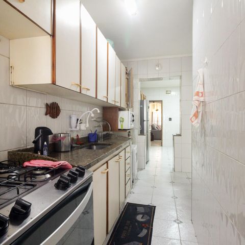 Casa à venda com 90m², 3 quartos e 1 vaga Casa à venda com 90m², 3 quartos e 1 vagaCozinha