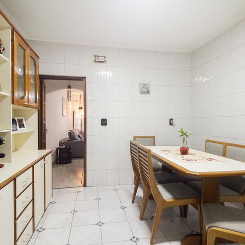 Casa à venda com 90m², 3 quartos e 1 vaga Casa à venda com 90m², 3 quartos e 1 vagaCozinha