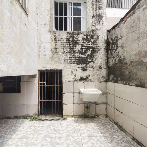 Casa à venda com 90m², 3 quartos e 1 vaga Casa à venda com 90m², 3 quartos e 1 vagaQuintal