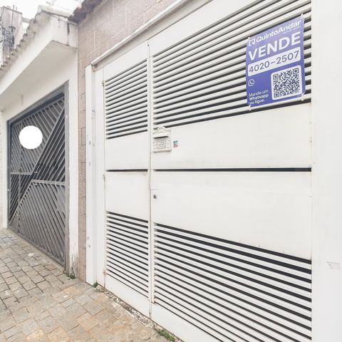 Casa à venda com 90m², 3 quartos e 1 vaga Casa à venda com 90m², 3 quartos e 1 vagaFachada e placa