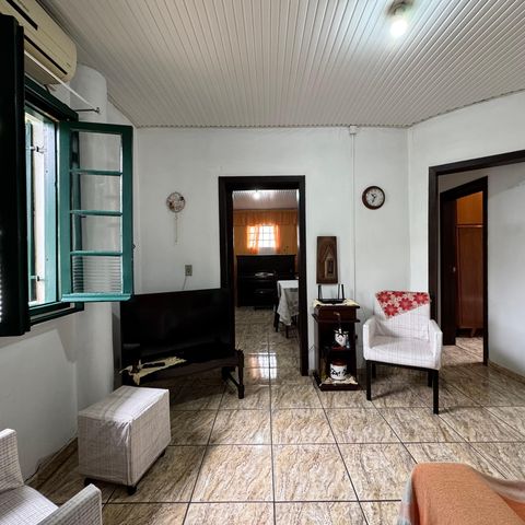 Casa à venda com 130m², 3 quartos e 1 vaga Casa à venda com 130m², 3 quartos e 1 vagaSala