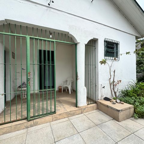 Casa à venda com 130m², 3 quartos e 1 vaga Casa à venda com 130m², 3 quartos e 1 vagaFachada