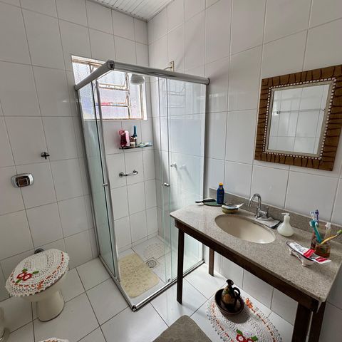 Casa à venda com 130m², 3 quartos e 1 vaga Casa à venda com 130m², 3 quartos e 1 vagaBanheiro