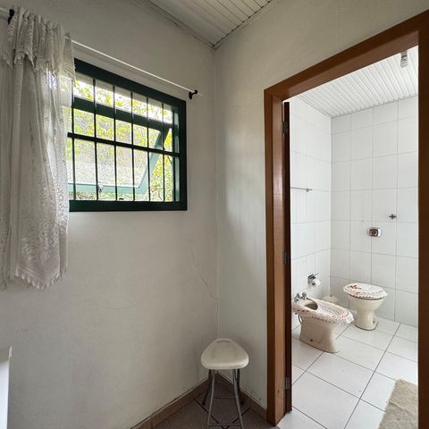 Casa à venda com 130m², 3 quartos e 1 vaga Casa à venda com 130m², 3 quartos e 1 vagaBanheiro