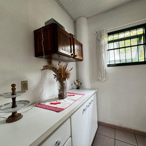 Casa à venda com 130m², 3 quartos e 1 vaga Casa à venda com 130m², 3 quartos e 1 vagaBanheiro