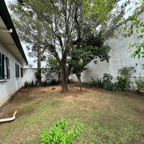 Casa à venda com 130m², 3 quartos e 1 vaga Casa à venda com 130m², 3 quartos e 1 vagaÁrea comum