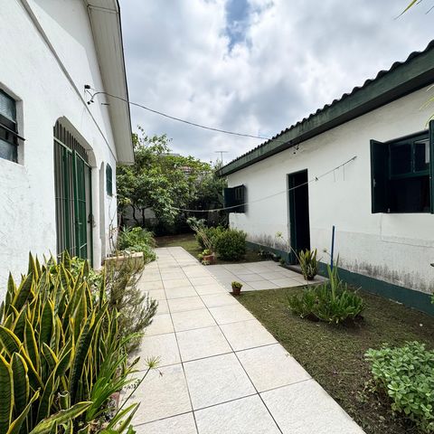 Casa à venda com 130m², 3 quartos e 1 vaga Casa à venda com 130m², 3 quartos e 1 vagaÁrea comum