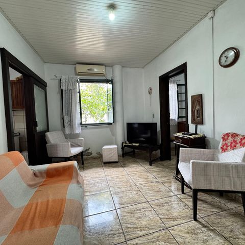 Casa à venda com 130m², 3 quartos e 1 vaga Casa à venda com 130m², 3 quartos e 1 vagaSala