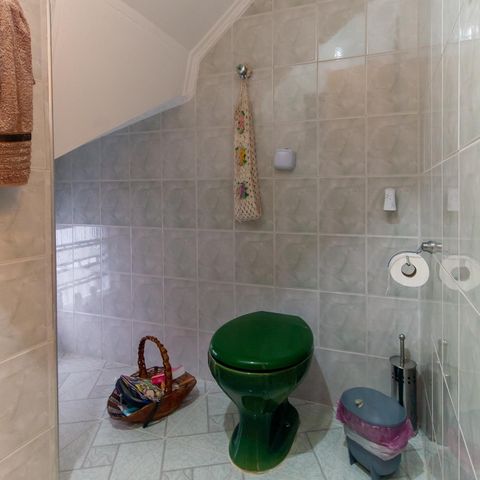 Casa à venda com 129m², 3 quartos e 2 vagas Casa à venda com 129m², 3 quartos e 2 vagasLavabo
