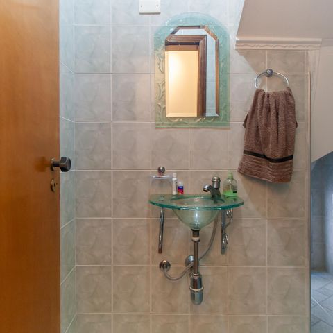 Casa à venda com 129m², 3 quartos e 2 vagas Casa à venda com 129m², 3 quartos e 2 vagasLavabo