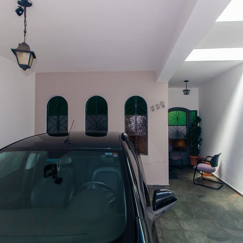 Casa à venda com 129m², 3 quartos e 2 vagas Casa à venda com 129m², 3 quartos e 2 vagasGaragem