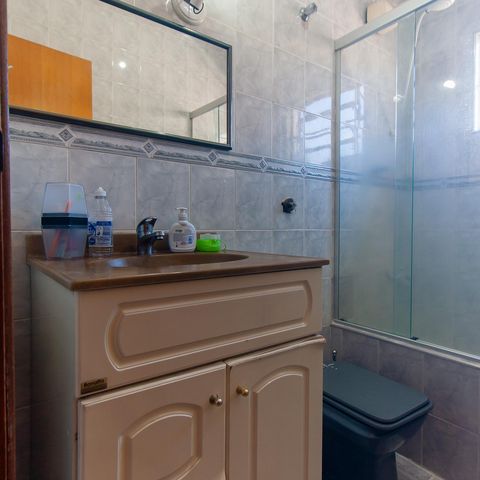 Casa à venda com 129m², 3 quartos e 2 vagas Casa à venda com 129m², 3 quartos e 2 vagasBanheiro da Suíte