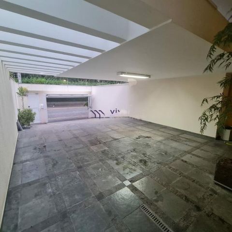 Casa à venda com 300m², 5 quartos e 4 vagas